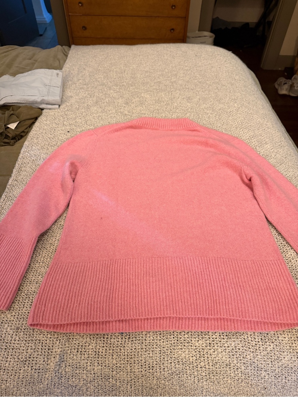 Vince Bazooka Pink Crewneck Cashmere Sweater - Picture 4 of 11